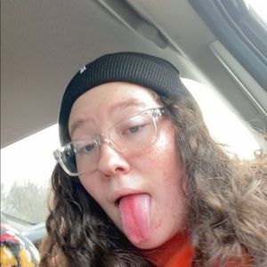 Meet your Posher, Ashlee